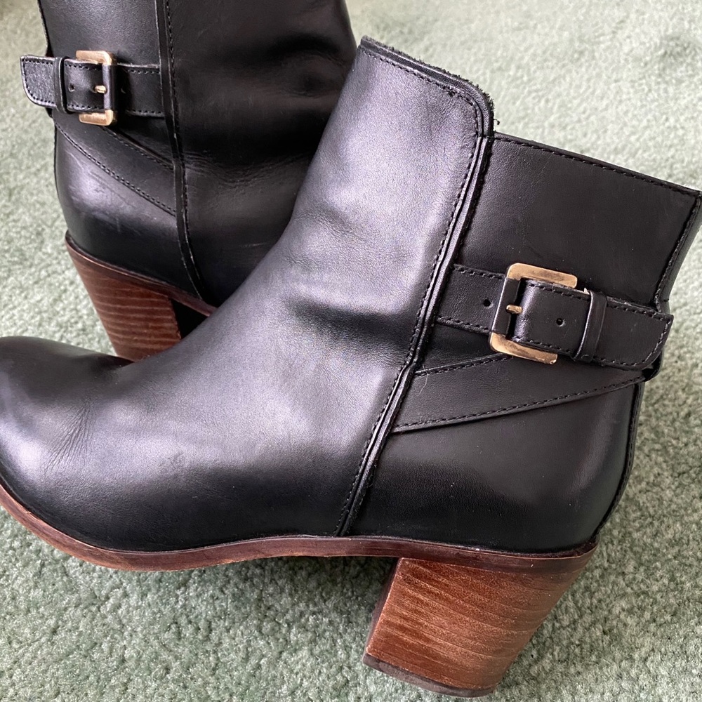 Sam Edelman “Marlene” Black Leather Ankle Booties